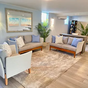 https://blue-haven-apartments.comcaribbean.com