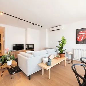 Petit Luxe L'atic Apartment Terrassa